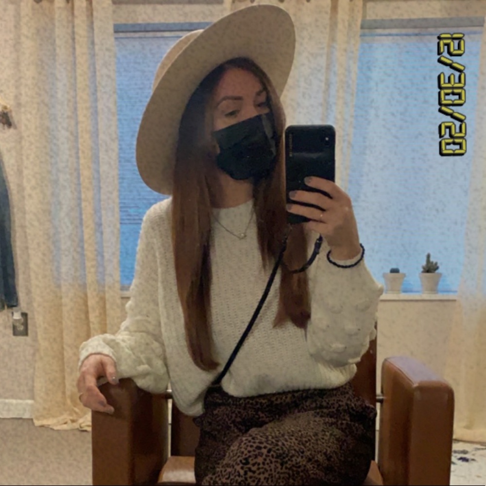 Meet your Posher, Alise